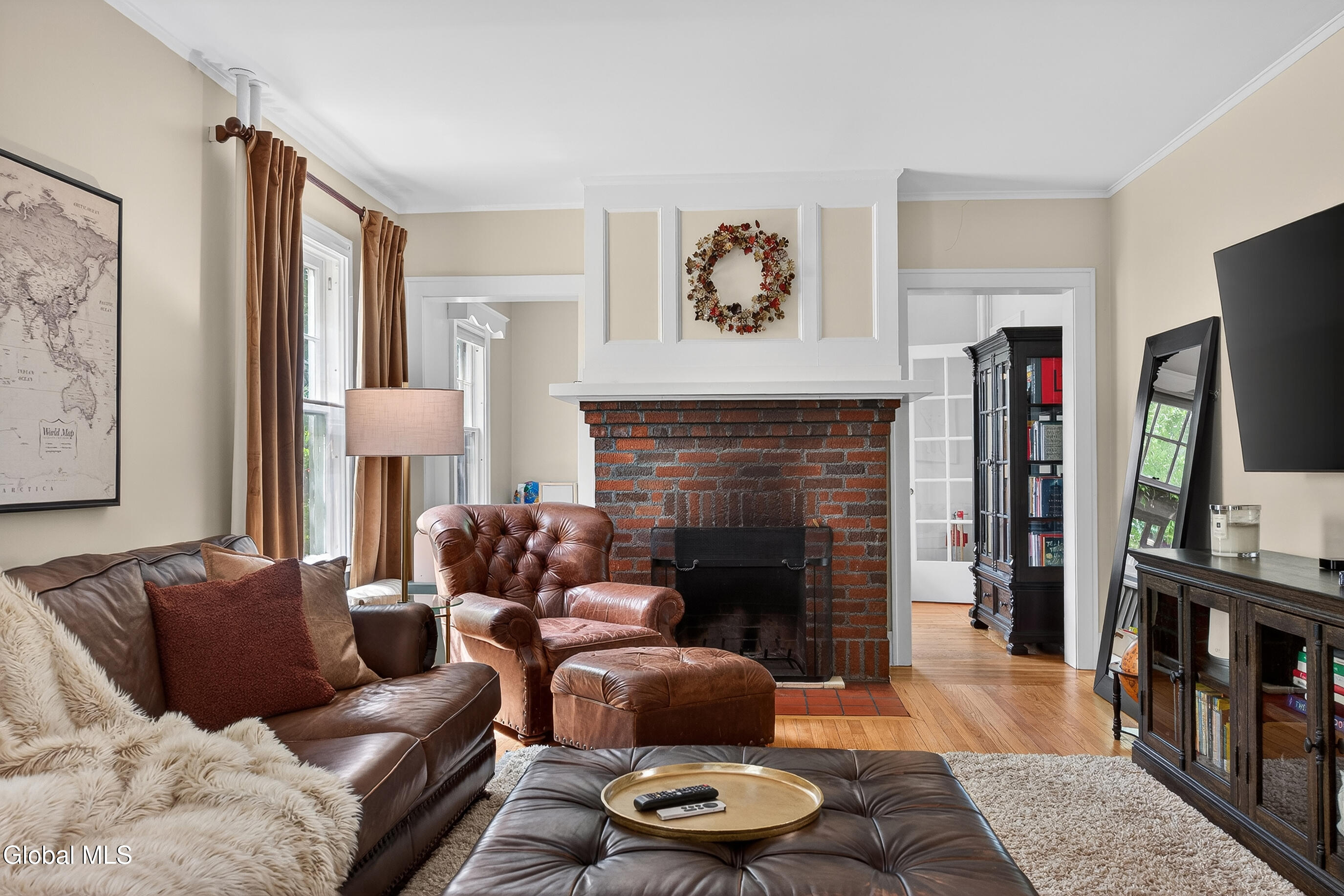 571 Providence Street Albany NY 12208