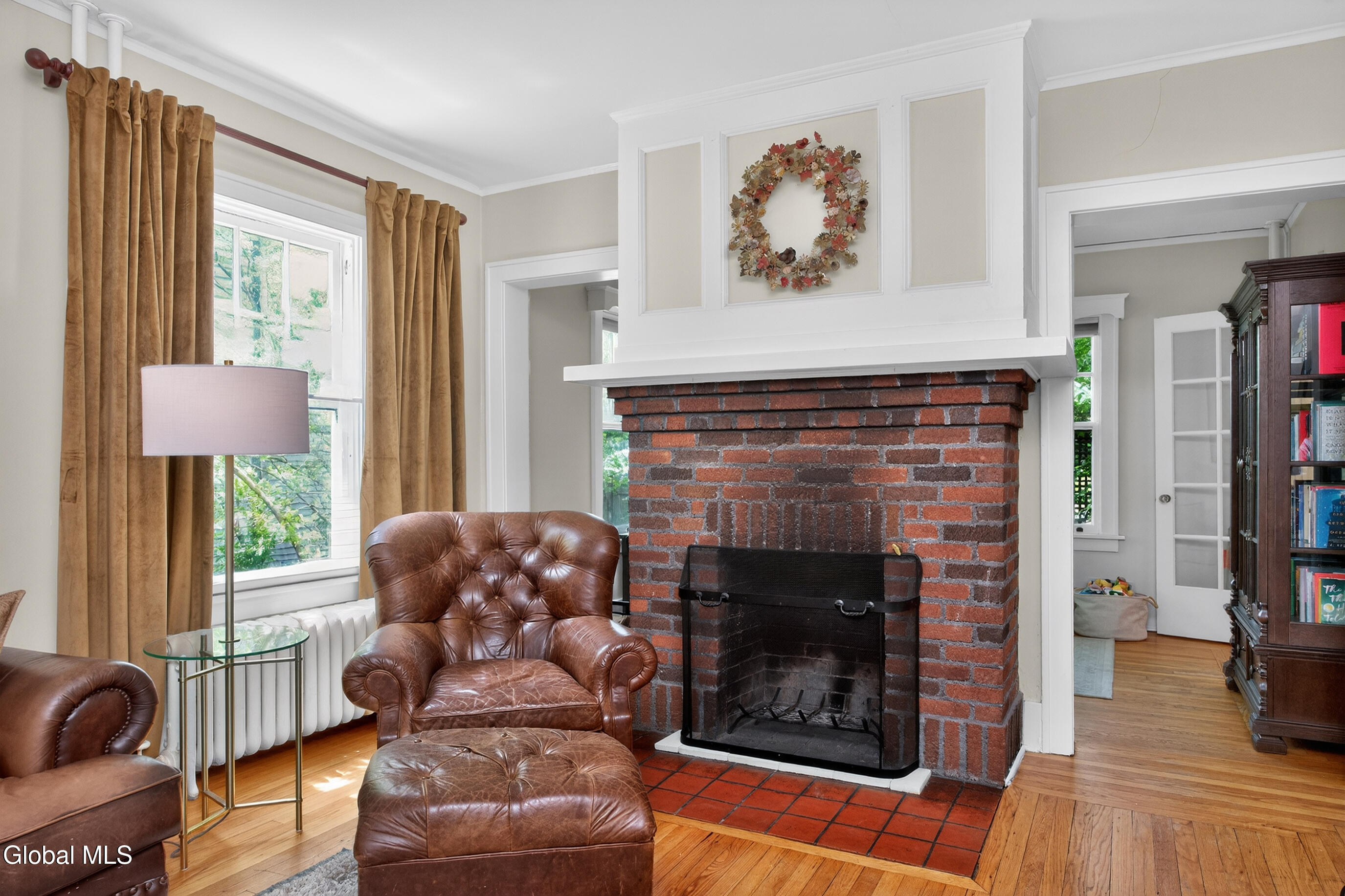 571 Providence Street Albany NY 12208