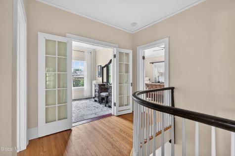 571 Providence Street Albany NY 12208