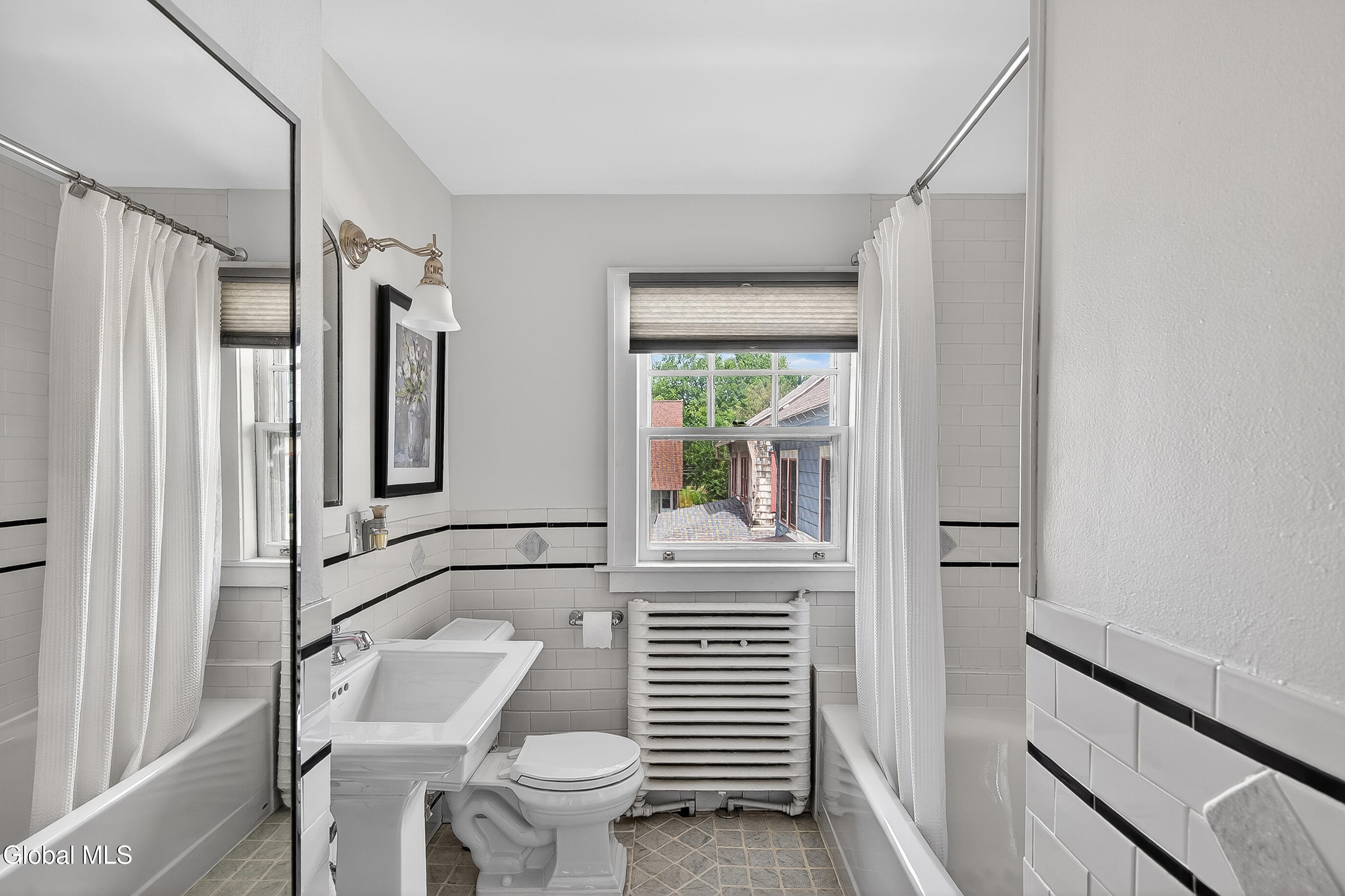 571 Providence Street Albany NY 12208