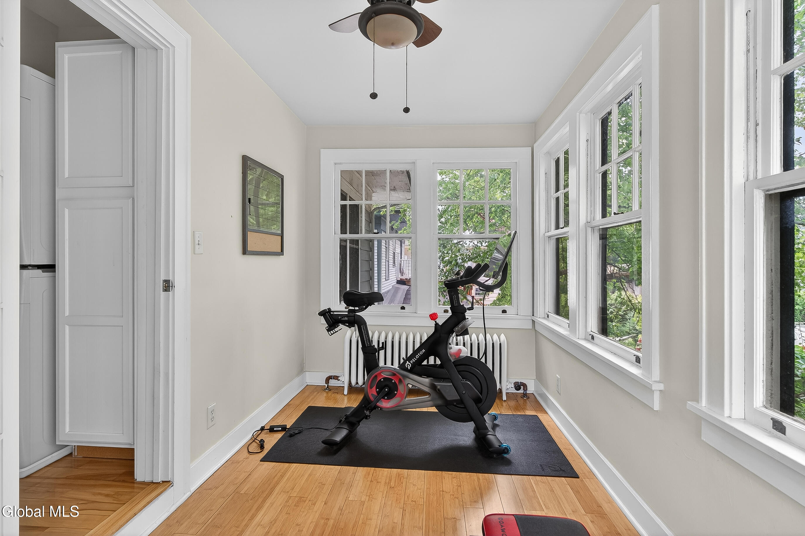 571 Providence Street Albany NY 12208