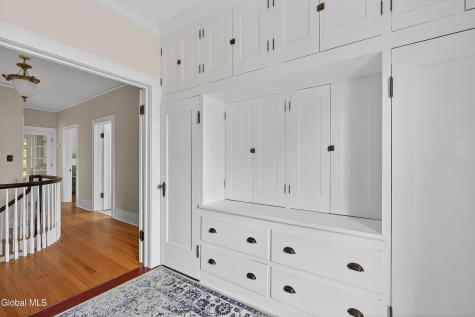 571 Providence Street Albany NY 12208