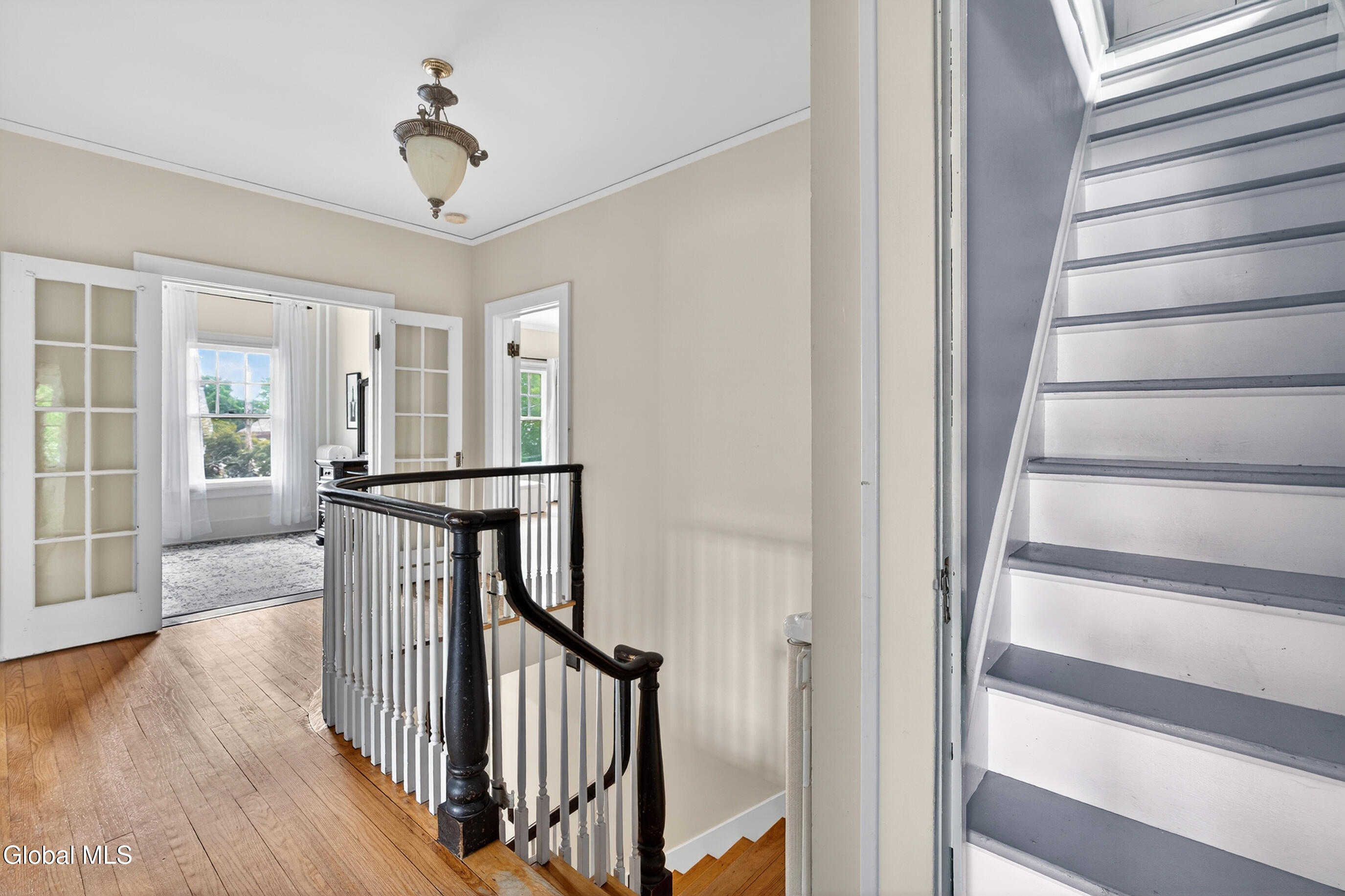 571 Providence Street Albany NY 12208