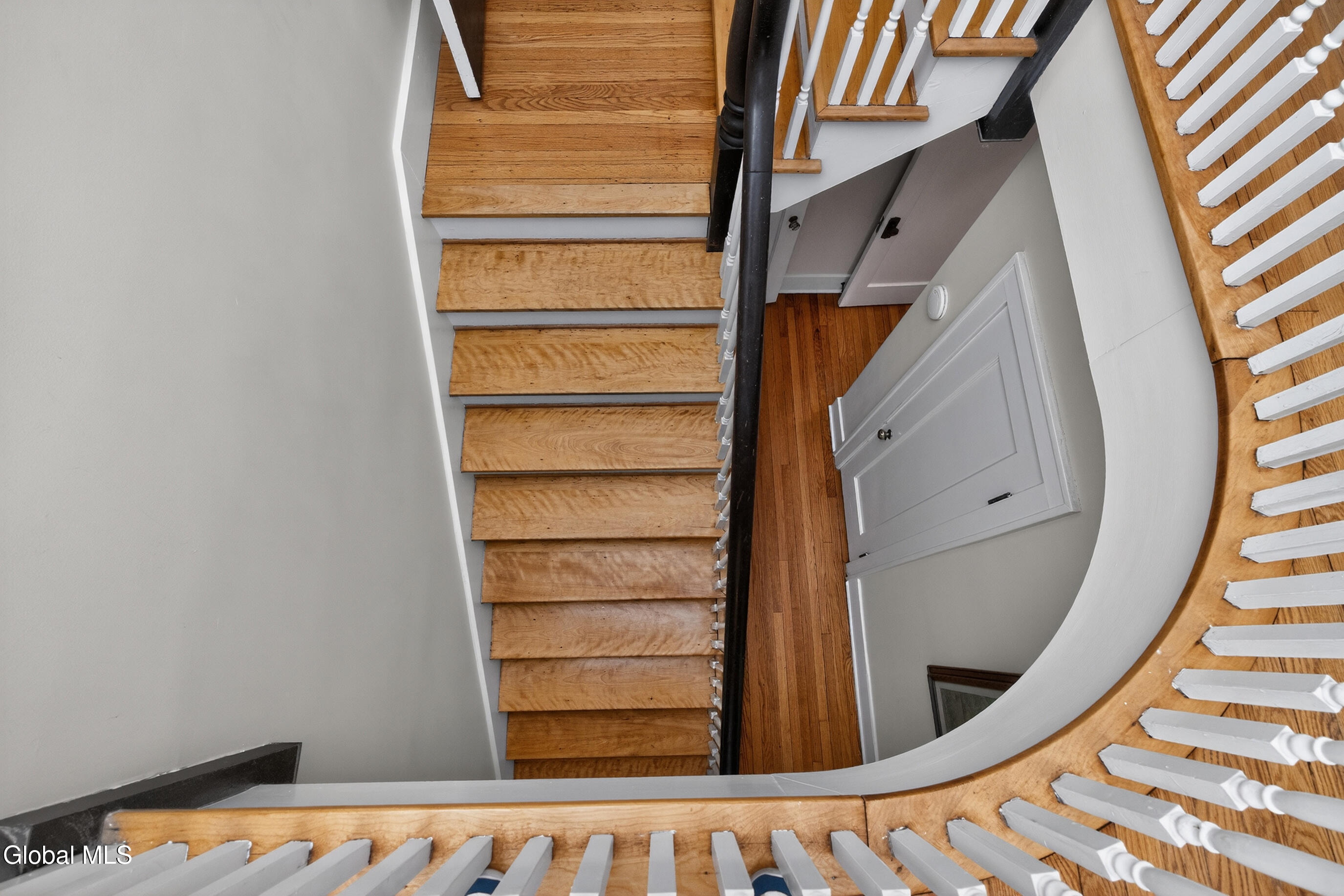571 Providence Street Albany NY 12208