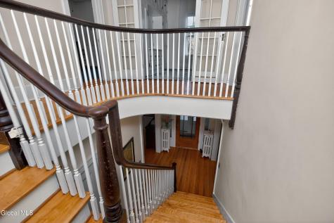 571 Providence Street Albany NY 12208