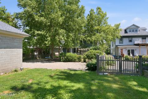 571 Providence Street Albany NY 12208