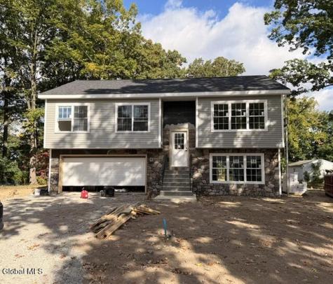 323 Madison Avenue E Rensselaer NY 12144