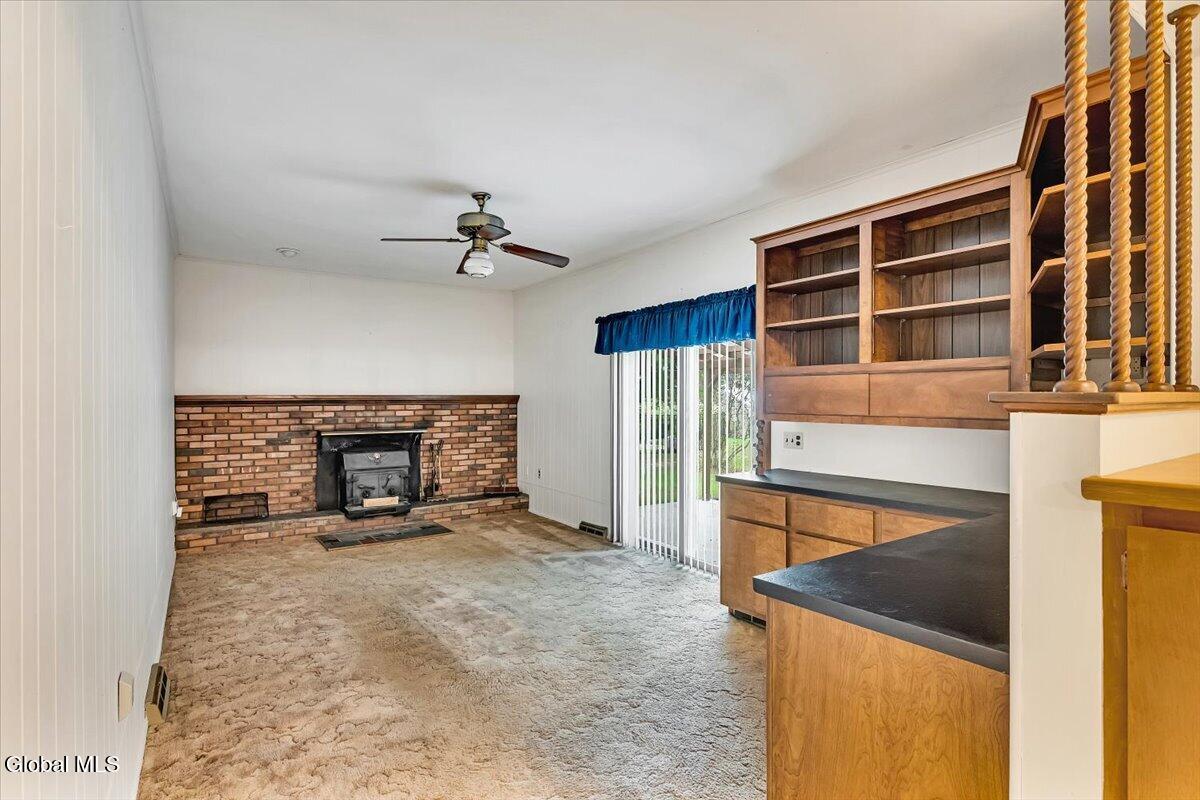 12 Chris Drive Schenectady NY 12309