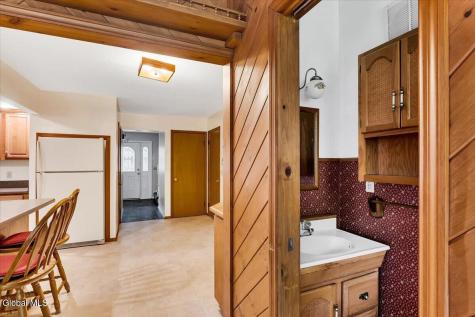 12 Chris Drive Schenectady NY 12309