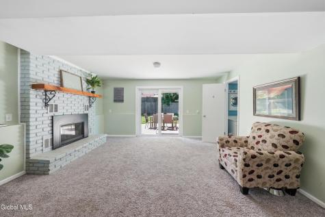 2 Melissa Court Albany NY 12205
