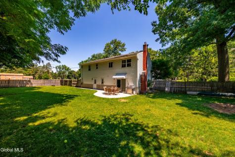 2 Melissa Court Albany NY 12205