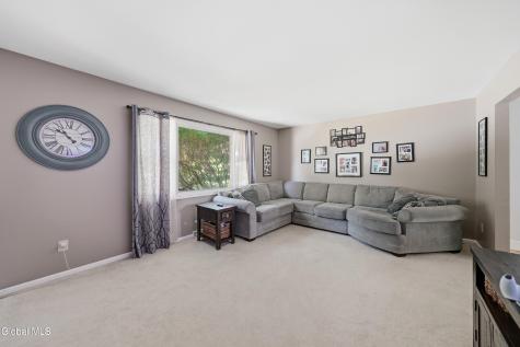 2 Melissa Court Albany NY 12205