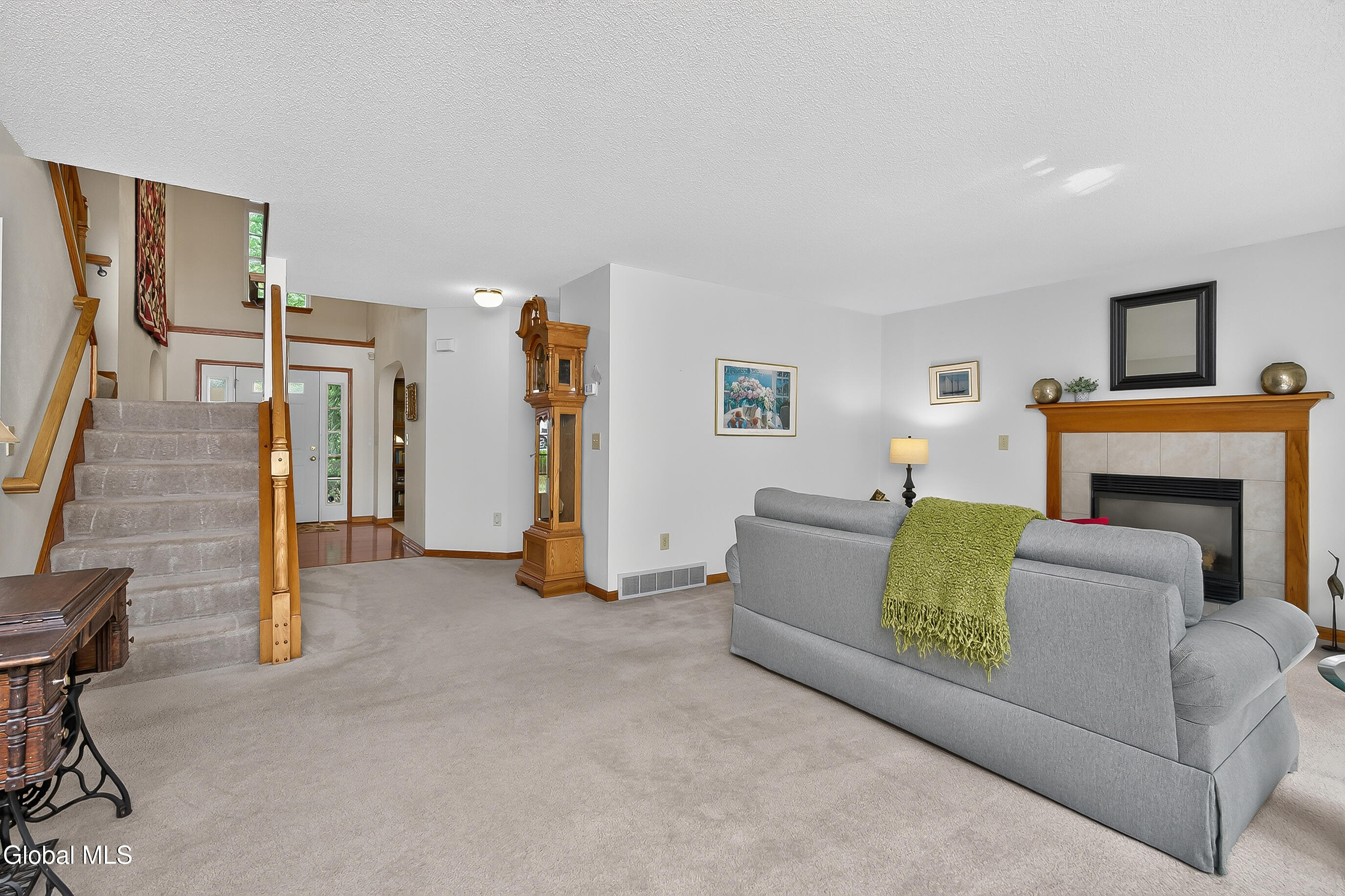 1 Loren Drive Queensbury NY 12804