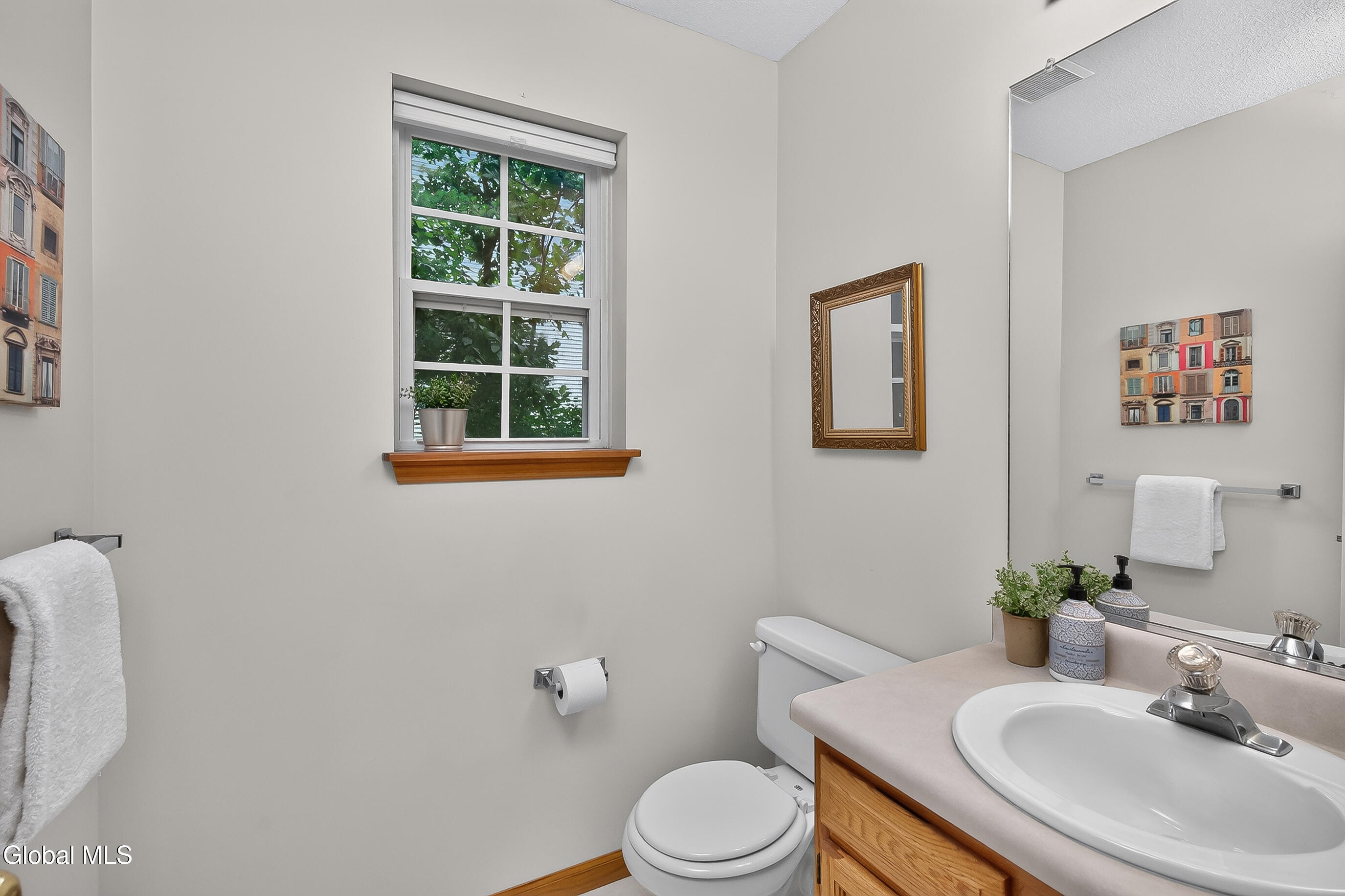 1 Loren Drive Queensbury NY 12804