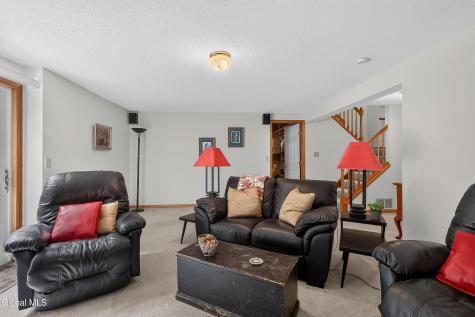 1 Loren Drive Queensbury NY 12804