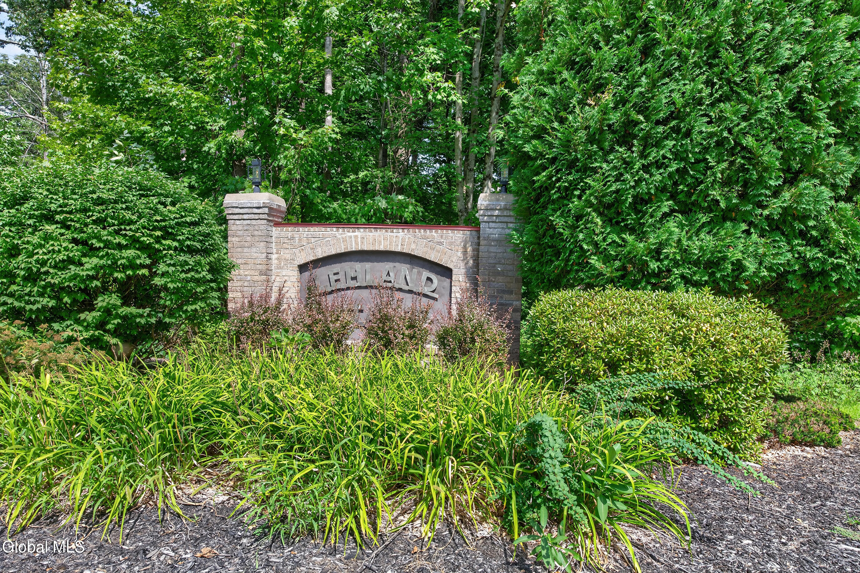 1 Loren Drive Queensbury NY 12804