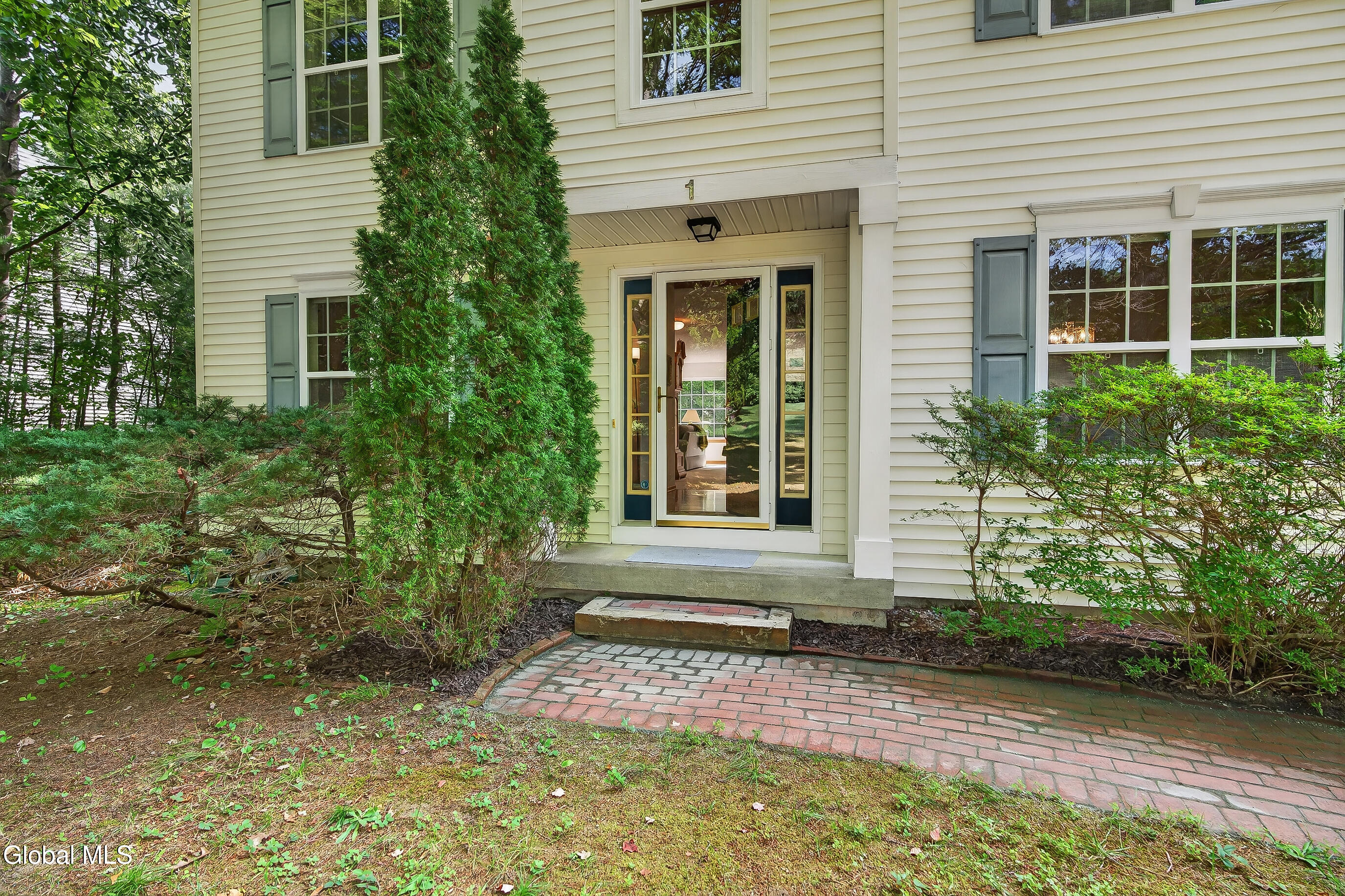 1 Loren Drive Queensbury NY 12804