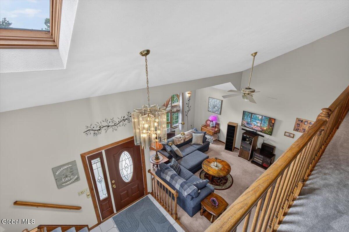 8 Winifred Drive Colonie NY 12205