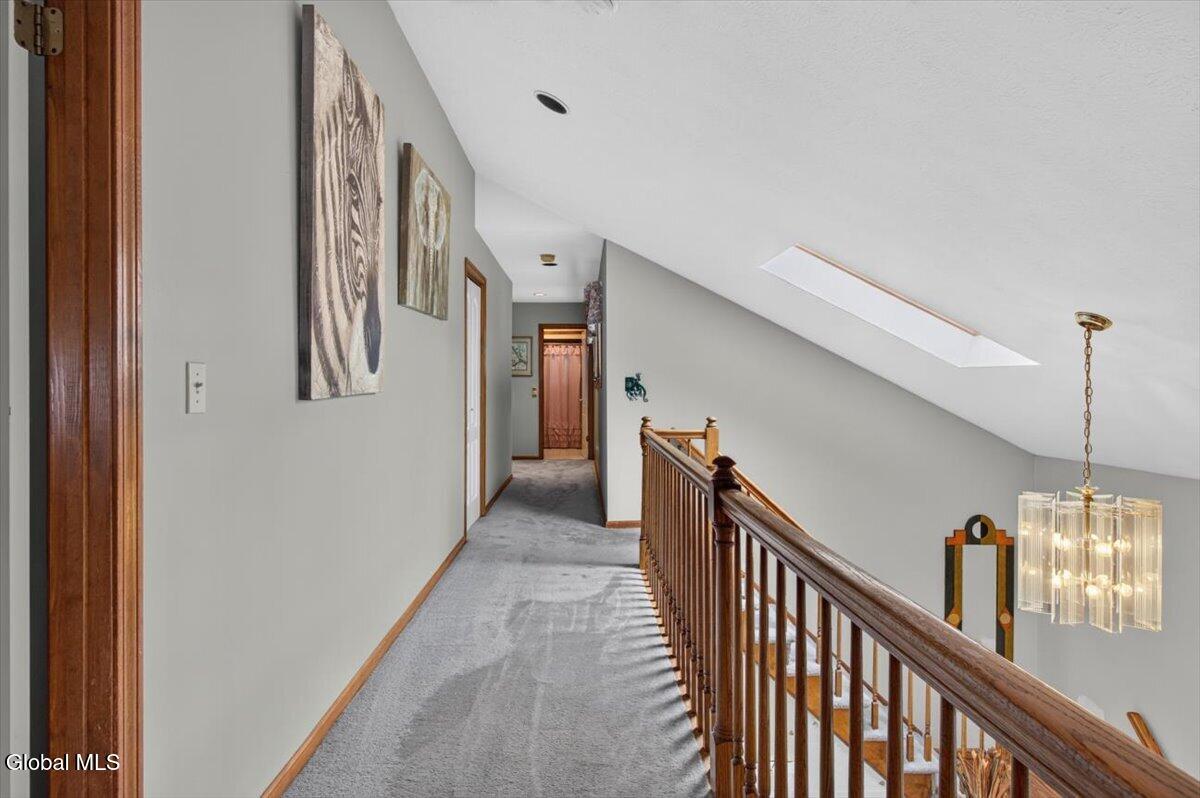 8 Winifred Drive Colonie NY 12205