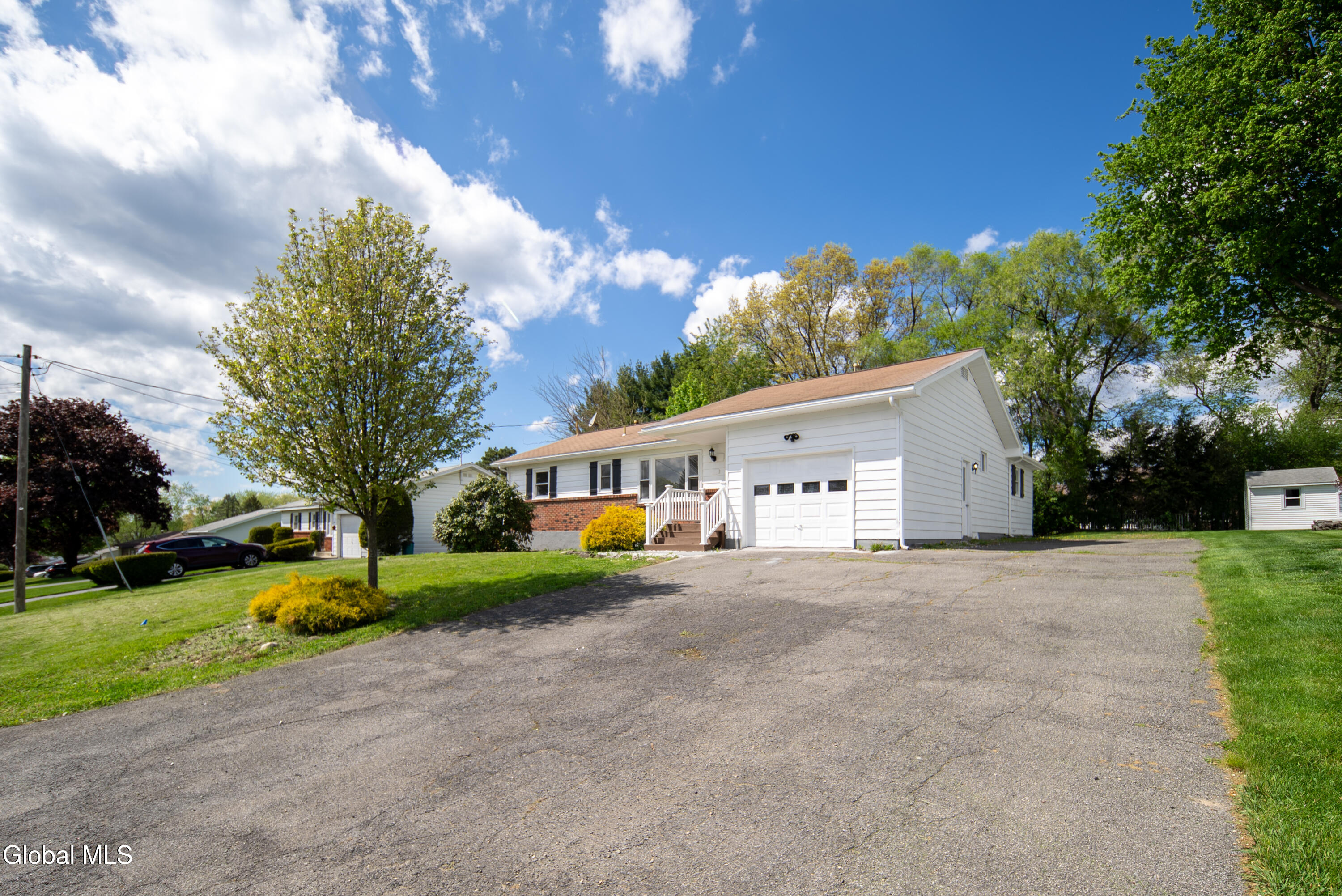 22 Verdi Boulevard Latham NY 12110