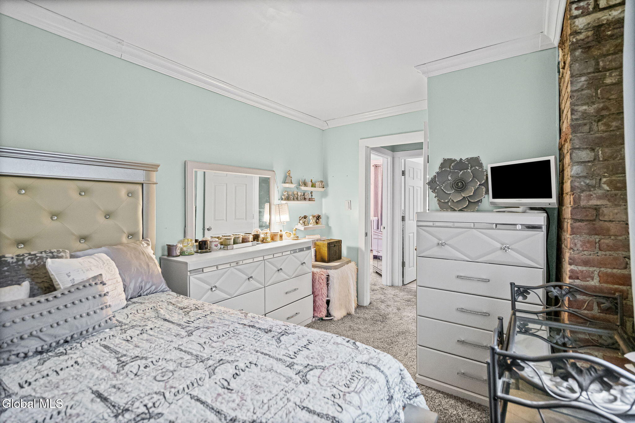 64 Campbell Avenue Troy NY 12180