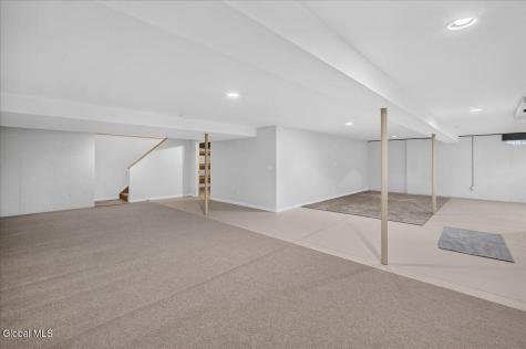 17 Sundance Drive Saratoga Springs NY 12866
