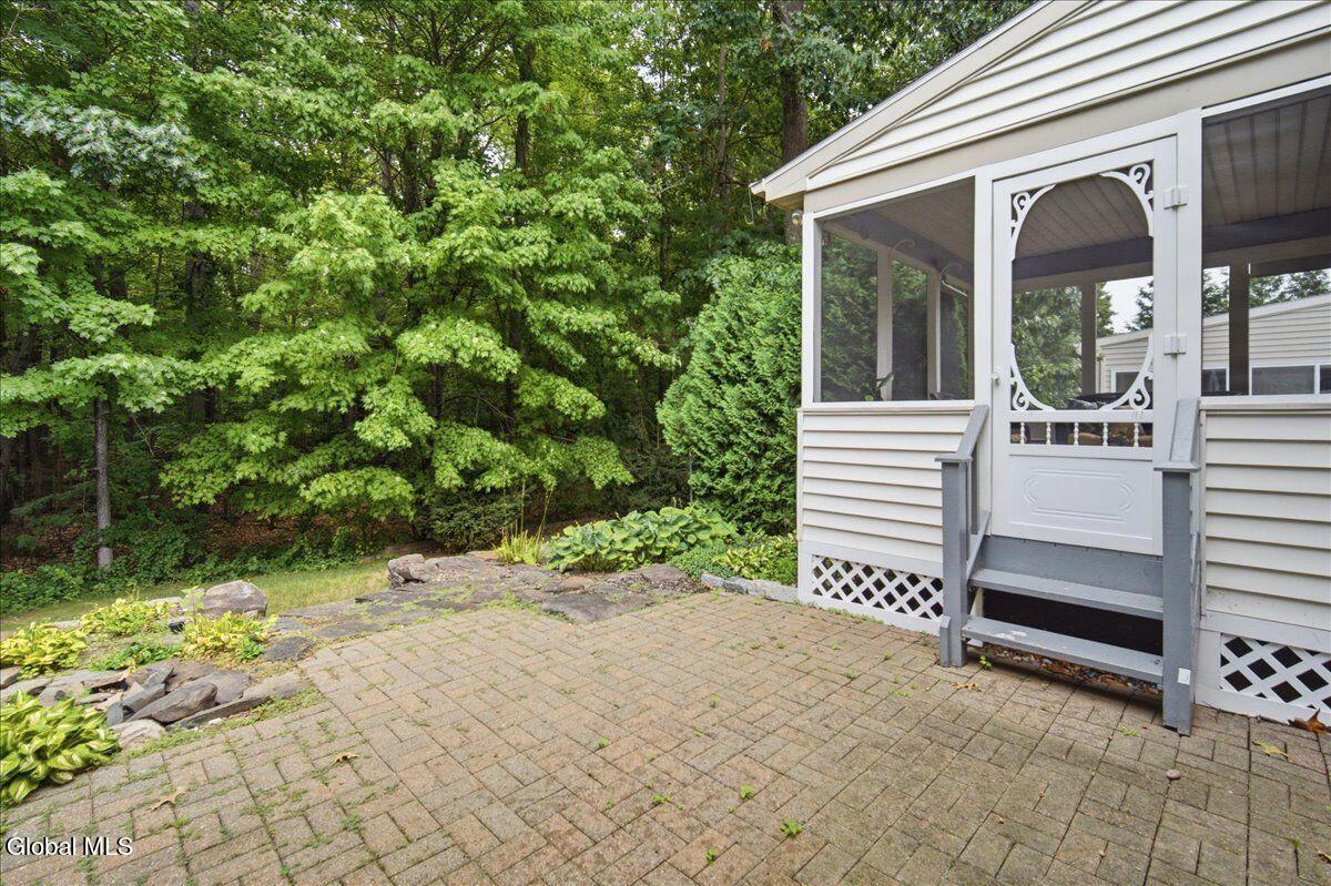17 Sundance Drive Saratoga Springs NY 12866