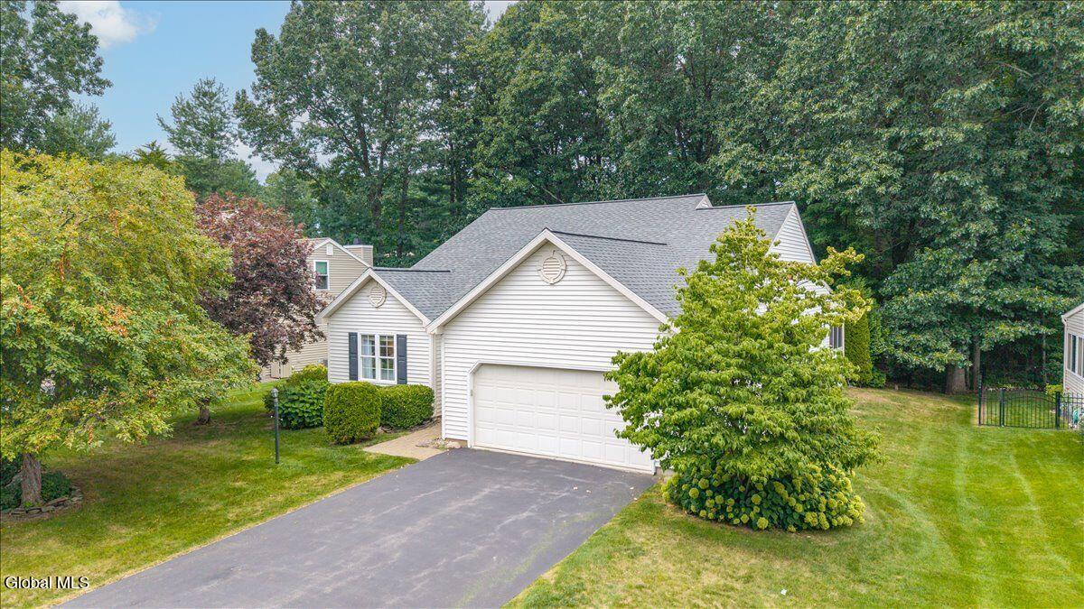 17 Sundance Drive Saratoga Springs NY 12866