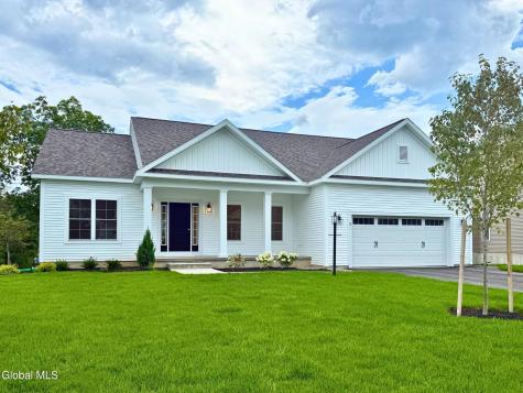 10 Espen Place Niskayuna NY 12309