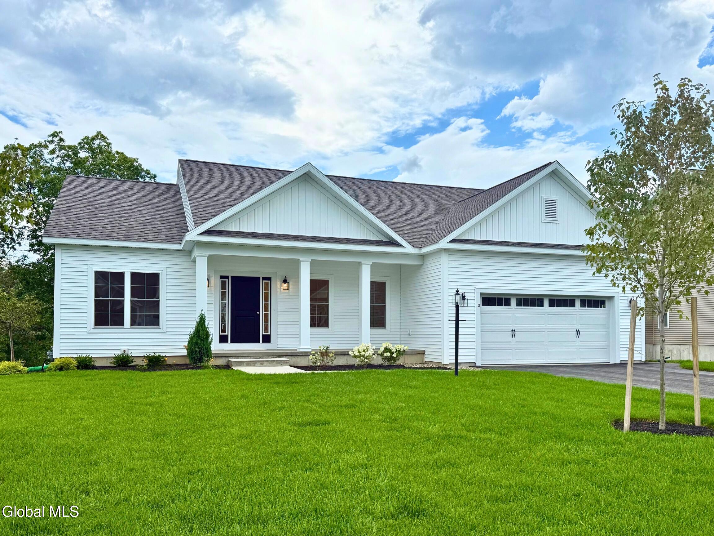 10 Espen Place Niskayuna NY 12309