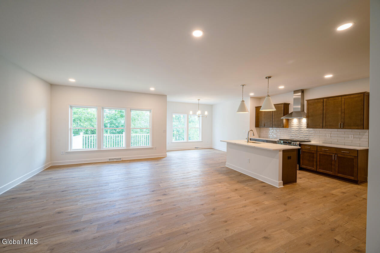 10 Espen Place Niskayuna NY 12309