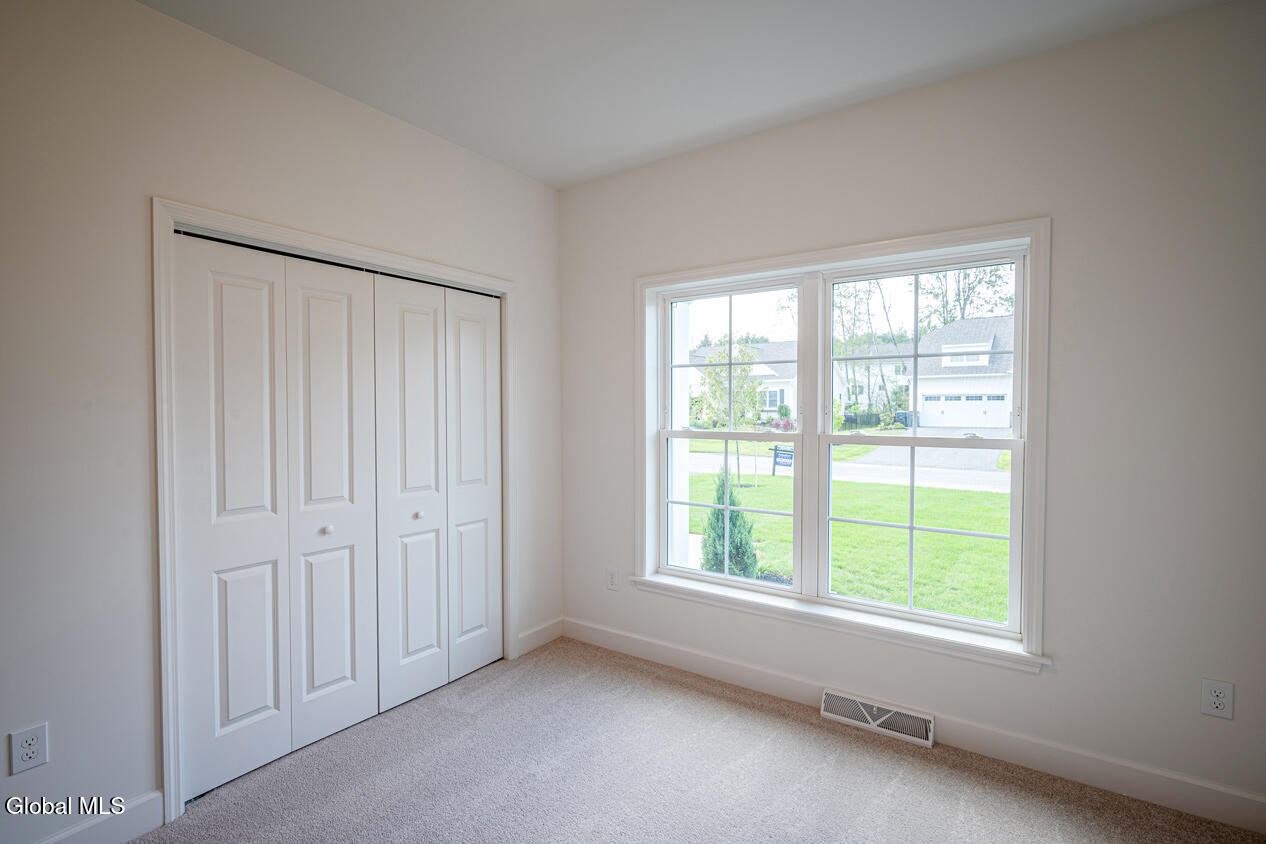 10 Espen Place Niskayuna NY 12309