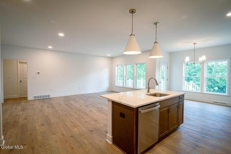 10 Espen Place Niskayuna NY 12309