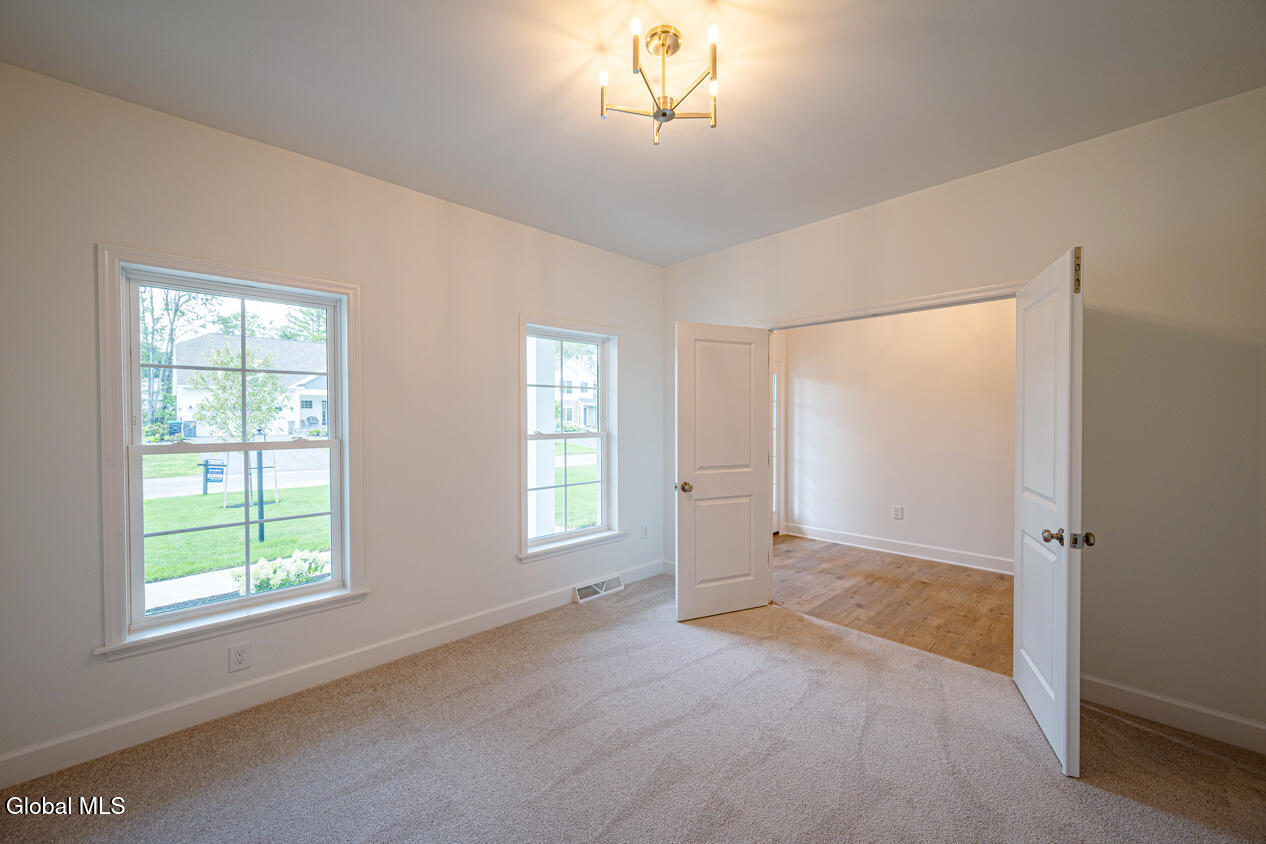 10 Espen Place Niskayuna NY 12309