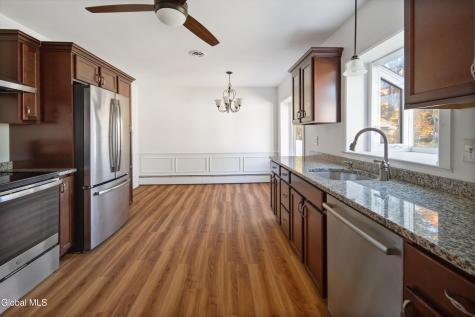 20 Merritt Drive Schenectady NY 12306