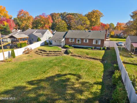 20 Merritt Drive Schenectady NY 12306