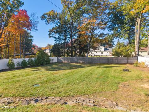 20 Merritt Drive Schenectady NY 12306