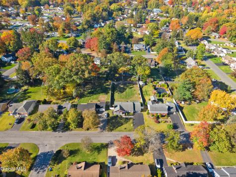 20 Merritt Drive Schenectady NY 12306