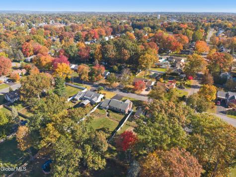 20 Merritt Drive Schenectady NY 12306