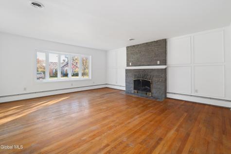 20 Merritt Drive Schenectady NY 12306