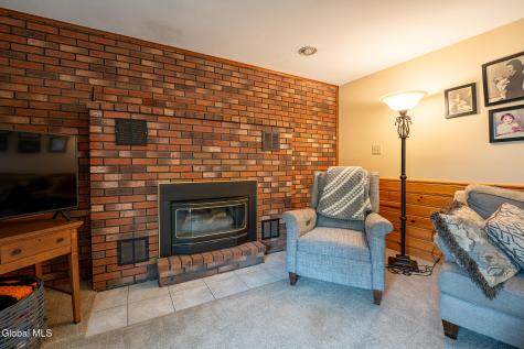 31 Crestwood Lane Delmar NY 12054