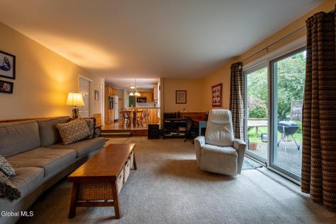 31 Crestwood Lane Delmar NY 12054