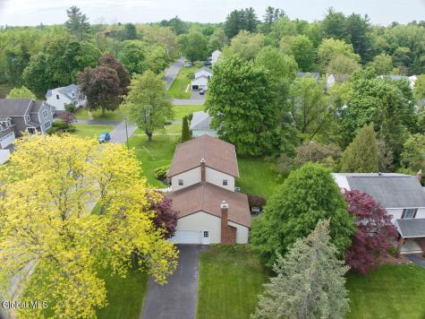 31 Crestwood Lane Delmar NY 12054