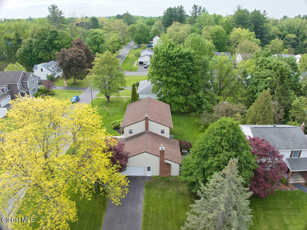 31 Crestwood Lane Delmar NY 12054