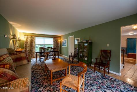31 Crestwood Lane Delmar NY 12054