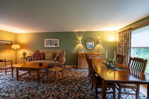 31 Crestwood Lane Delmar NY 12054