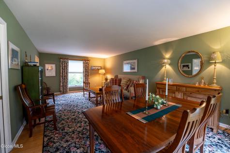 31 Crestwood Lane Delmar NY 12054