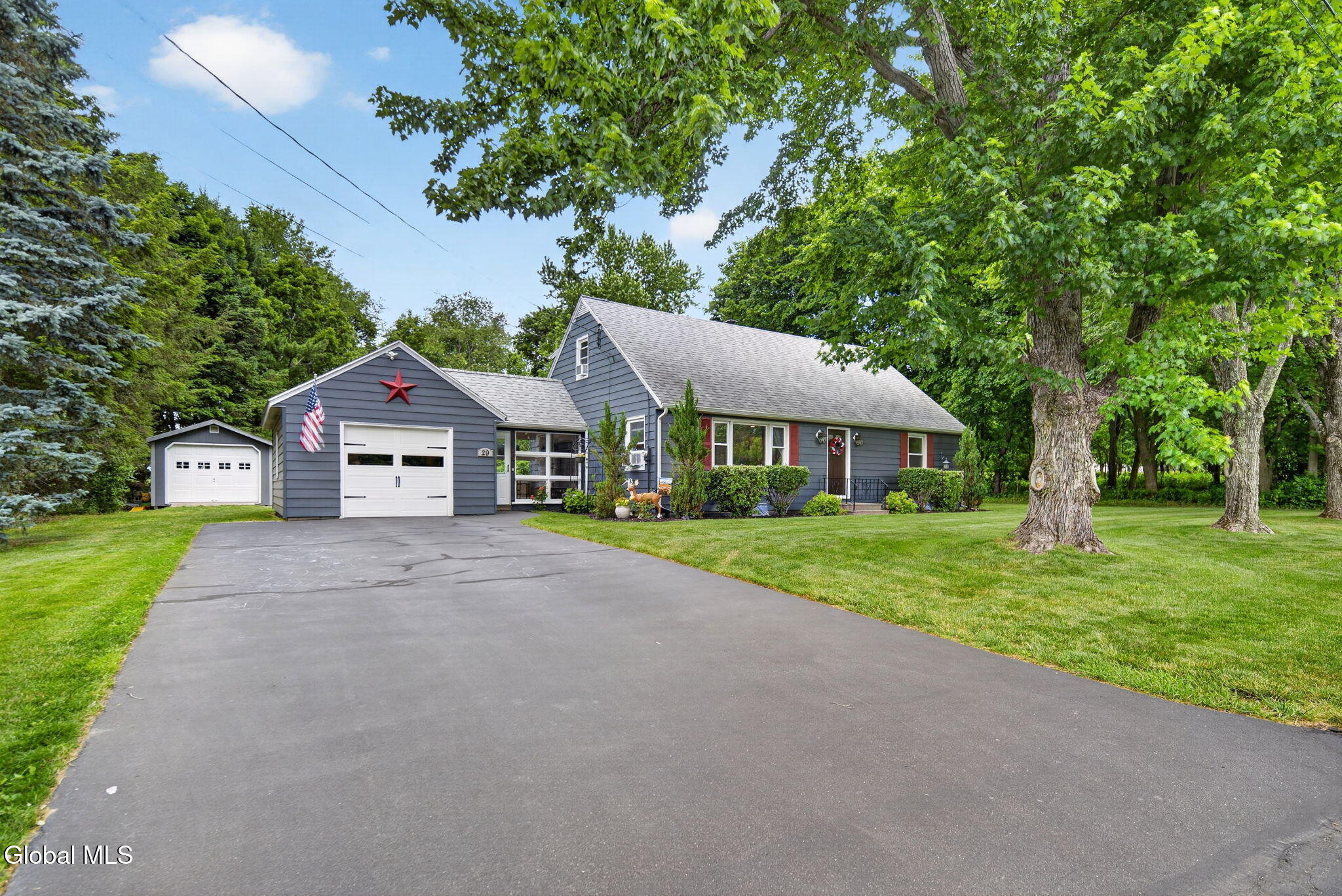 29 Northern Court Troy NY 12180