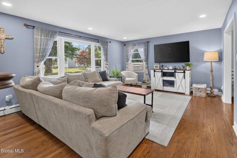 29 Northern Court Troy NY 12180