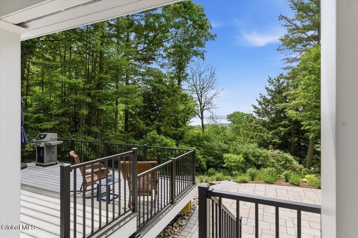 47 Olde Coach Road Diamond Point NY 12824